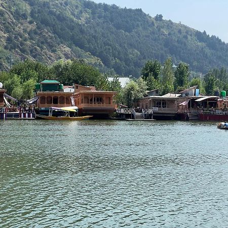 Hotel Aristotle Group Of Houseboats & Transportation Srīnagar Esterno foto