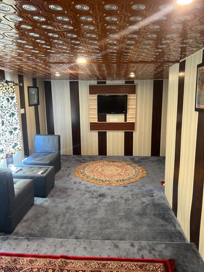 Hotel Aristotle Group Of Houseboats & Transportation Srīnagar Esterno foto